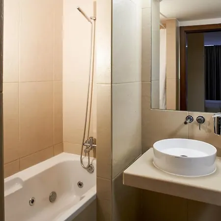 Salgados T3 - Vista Piscina شقة جويا