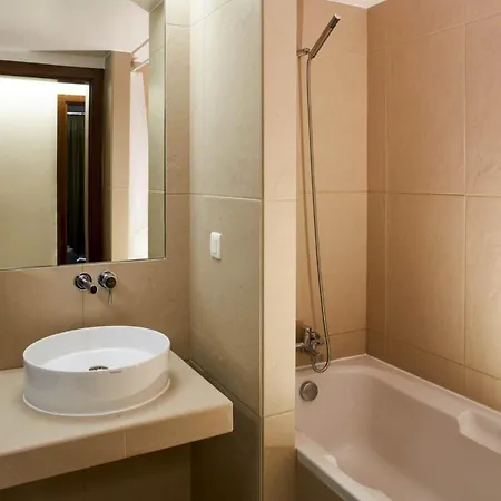 Salgados T3 - Vista Piscina